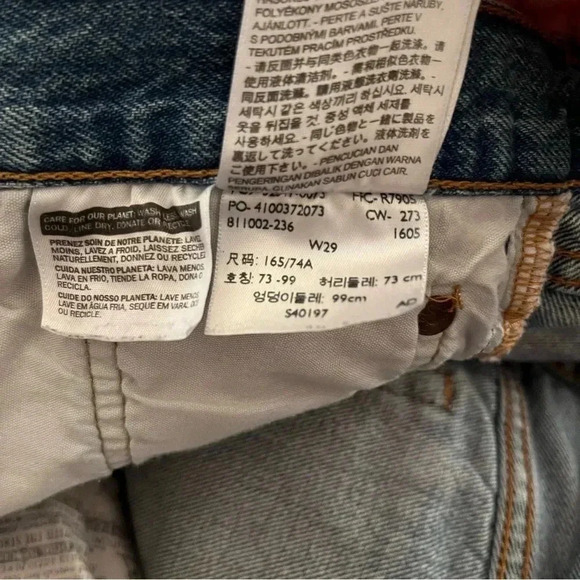 Levis 501 women’s Denim Shorts Raw Distressed Size 29 Button Fly - Picture 6 of 8